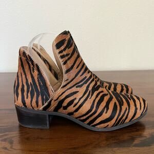Anthropologie Matisse Pronto Tiger Print Leather Ankle Boho Boot Sz 8